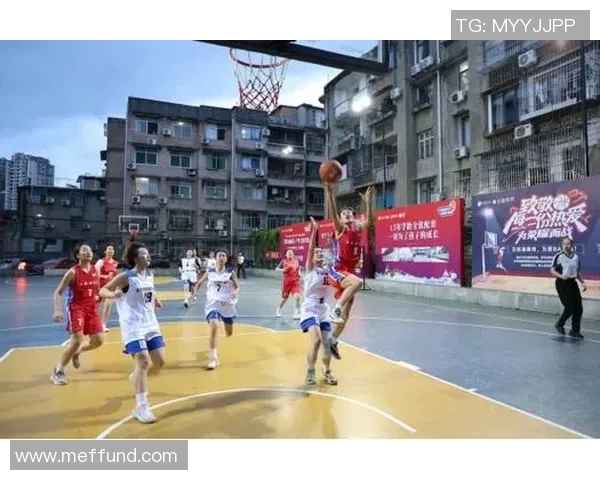 NBA明星球员积极投身赛场外慈善事业 助力社区发展与公益项目