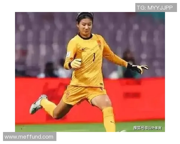 女足门将零封三场荣膺最佳赛事表现 成为中国防线坚固核心 女足门将零封三场荣膺最佳赛事表现 成为中国防线坚固核心
