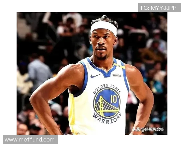 勇士赛场小动作频频曝光引发球迷热议篮球风波持续升级 勇士赛场小动作频频曝光引发球迷热议篮球风波持续升级